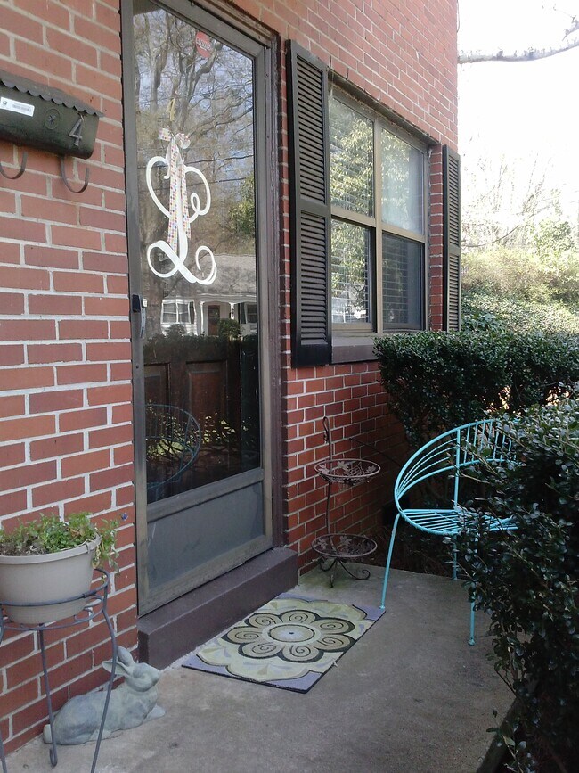 4 Faris Cir, Greenville, SC 29605 Townhome Rentals in Greenville SC