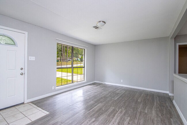 Building Photo - 4900 Trinity