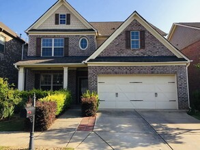 Building Photo - 574 Walkers Ln