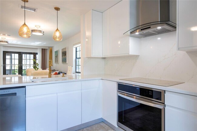 Foto del edificio - 576 Westree Ln