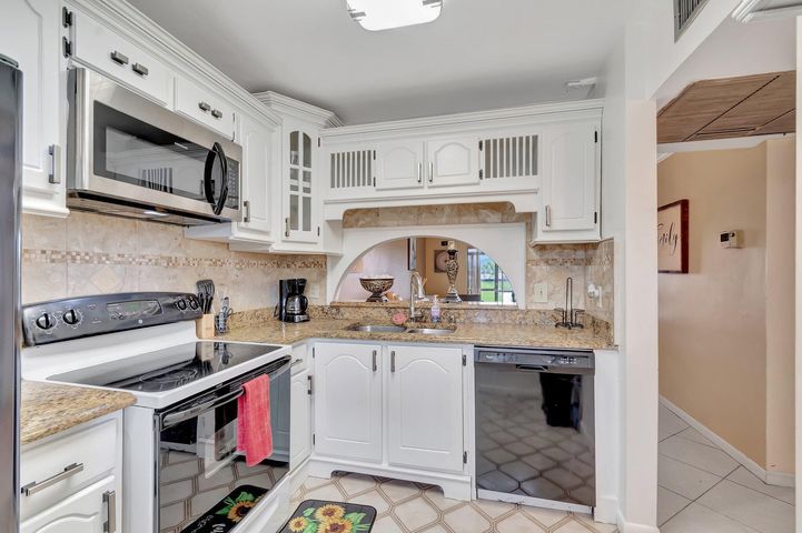 Photo - 7101 Golf Colony Ct (Greenacres, FL)