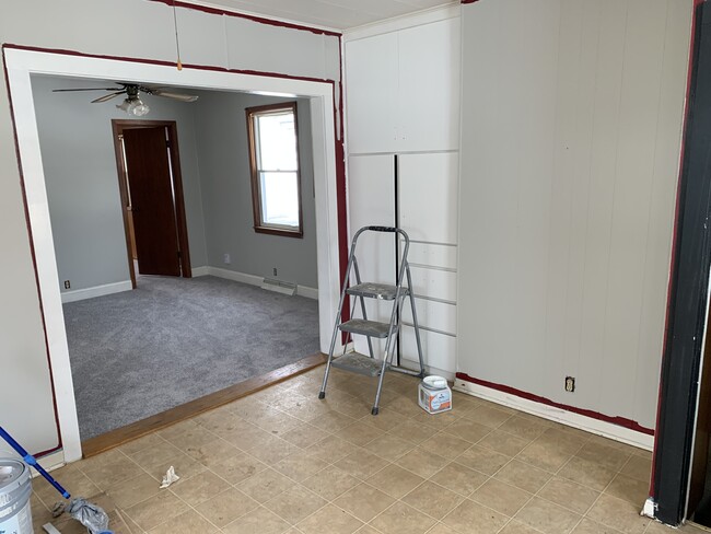 Building Photo - 240 Willow Ave