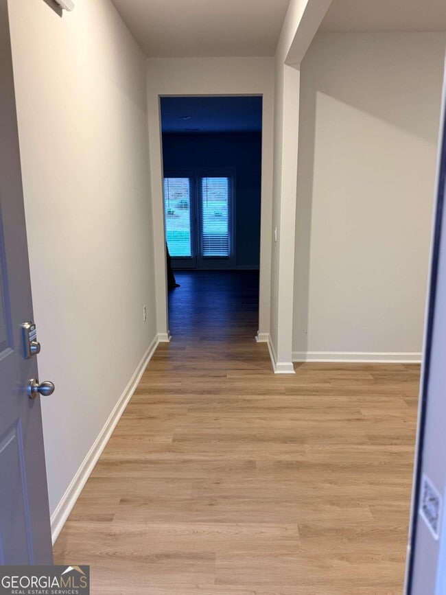 Building Photo - 112 Glenrise Dr