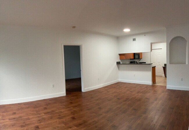 Foto del edificio - Great Location, Great Savings! Up to $2,000 Move-In Incentive + No Utility Connection Fee