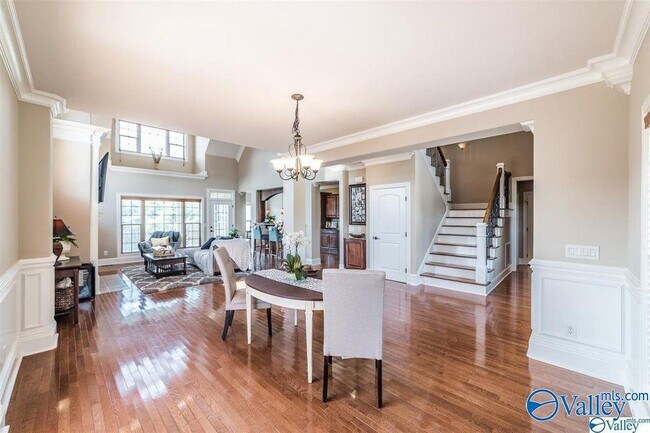 Building Photo - 25852 Summerwood Dr