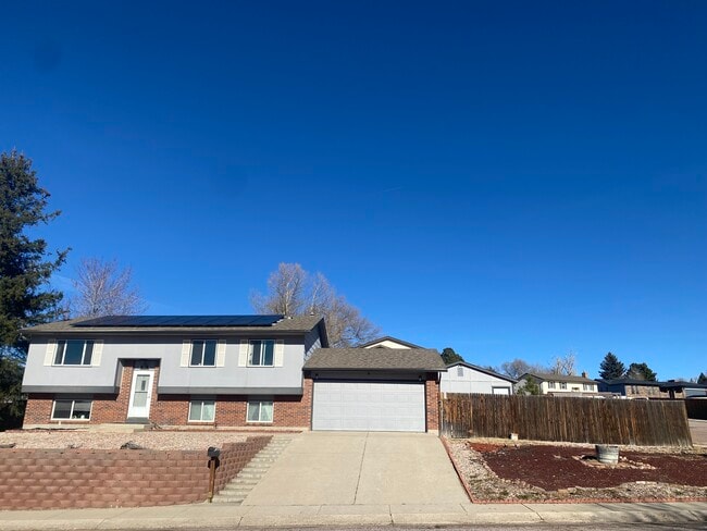 Building Photo - 6630 Nokomis Cir