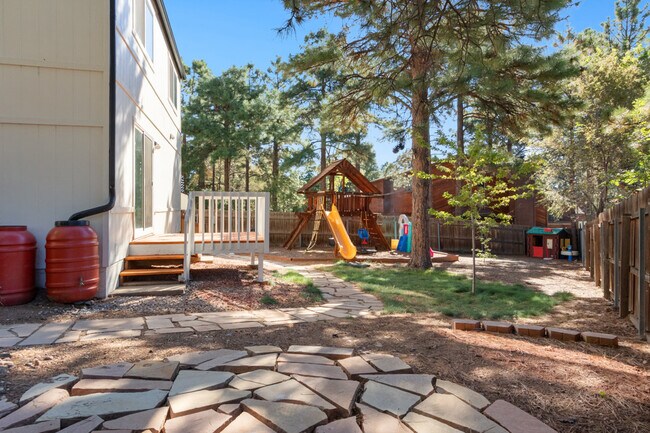 Building Photo - 3373 E Ascona Way
