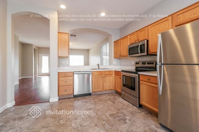 Foto del edificio - 12265 W Monroe St