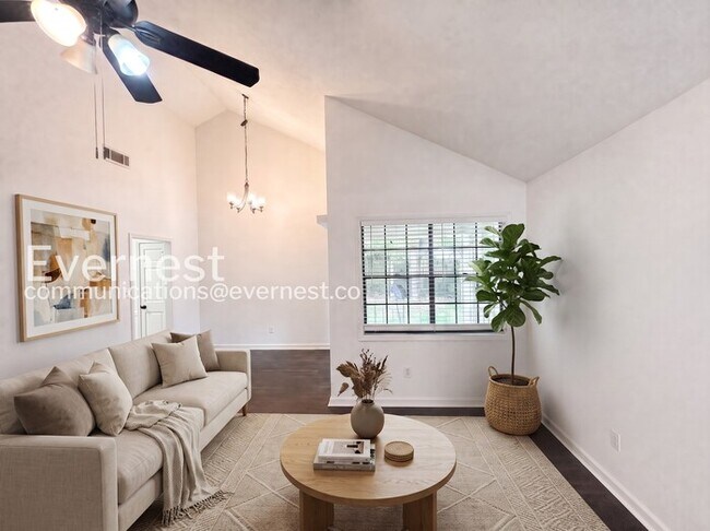 Foto del edificio - 3615 Winterberry Ln