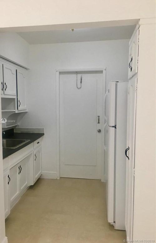 1955 Normandy Dr Miami Beach Fl 33141 Apartment For Rent In Home Florida Miami Beach 1955 Normandy Dr Primary Photo