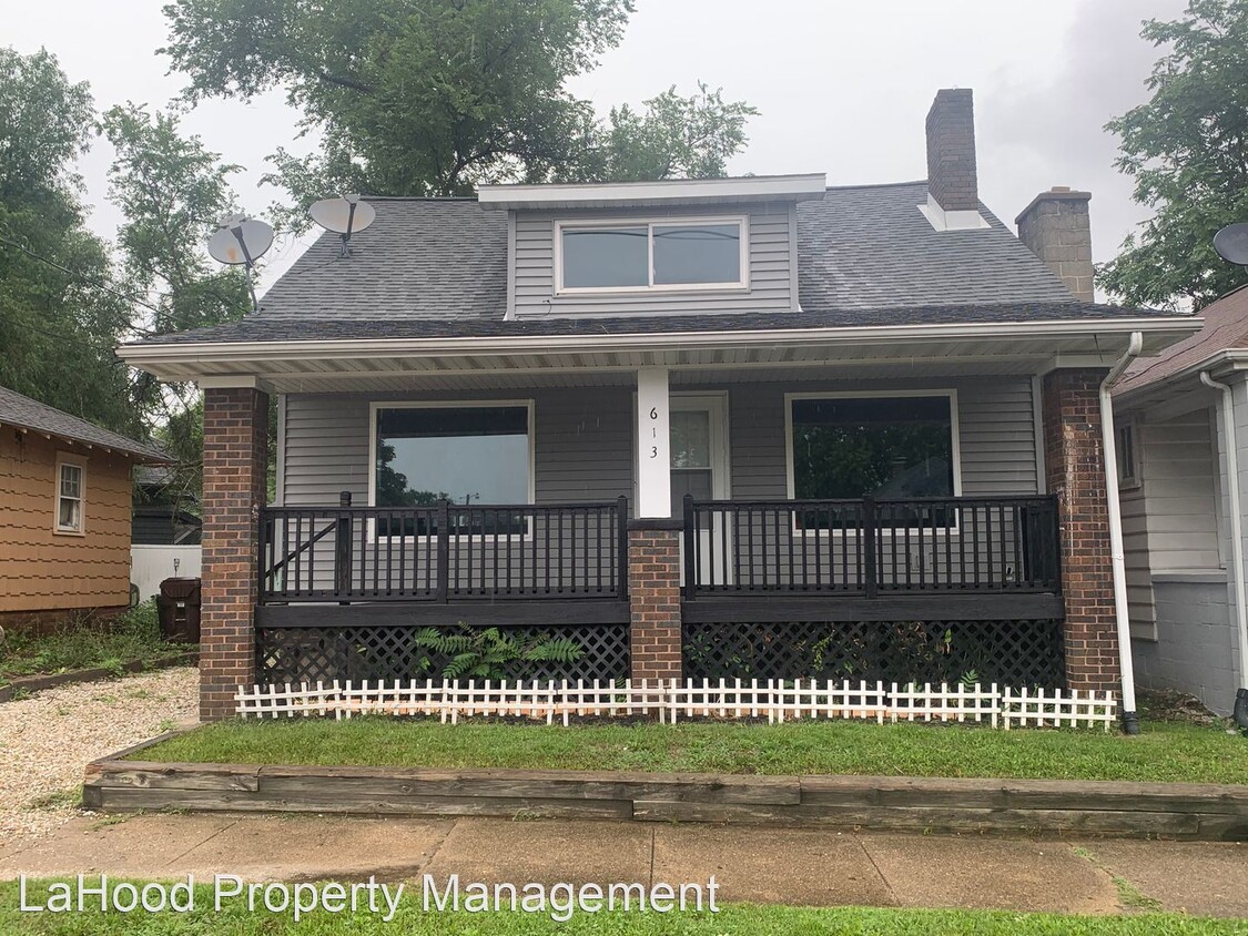 Foto principal - 3 br, 1 bath House - 613 Loucks Ave