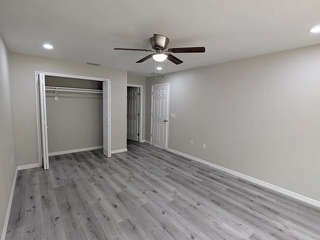 Foto del edificio - 8166 Juniper Rd