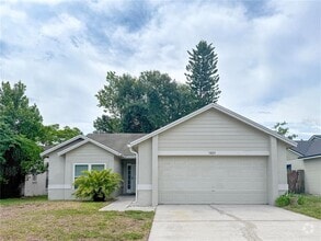 Building Photo - 1023 Gwyn Cir