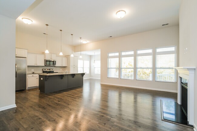 Building Photo - 4877 Wyndcrest Loop