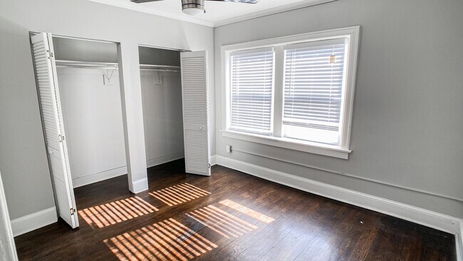 Foto del edificio - 221 E 46th St