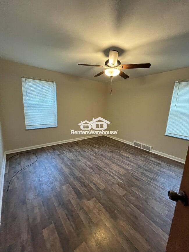 Building Photo - 7016 Natural Bridge Rd