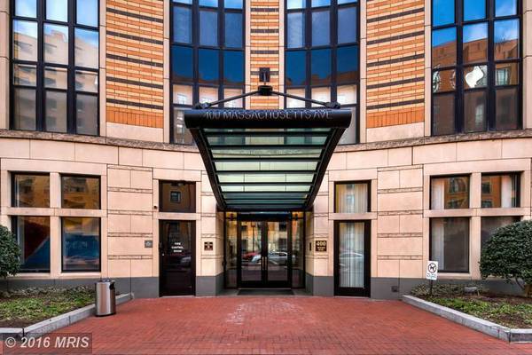 Front Enterance - 400 Massachusetts Ave NW