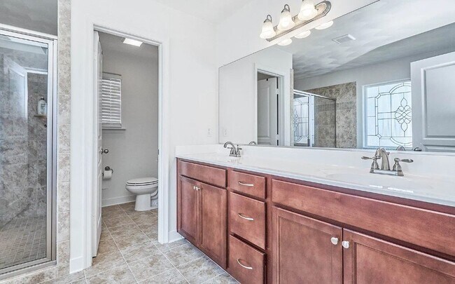 Foto del edificio - 113 Norfleet Ln