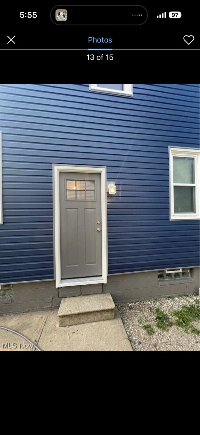 Building Photo - 320 Winckles St