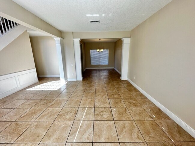 Foto del edificio - Lake Mary - 4 # Bedroom, 2.5 Bathroom - $2,745.00
