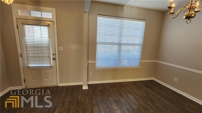 Foto del edificio - 3708 Verde Glen Ln