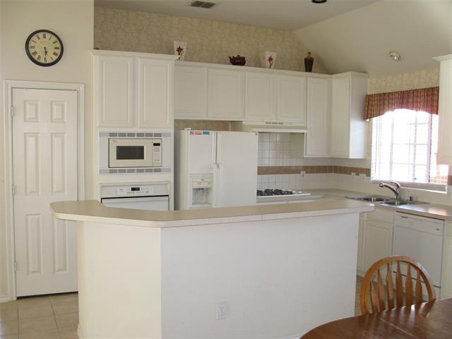 Building Photo - 2812 Gambel Ln