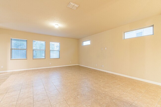 Foto del edificio - 6802 Fort Bend