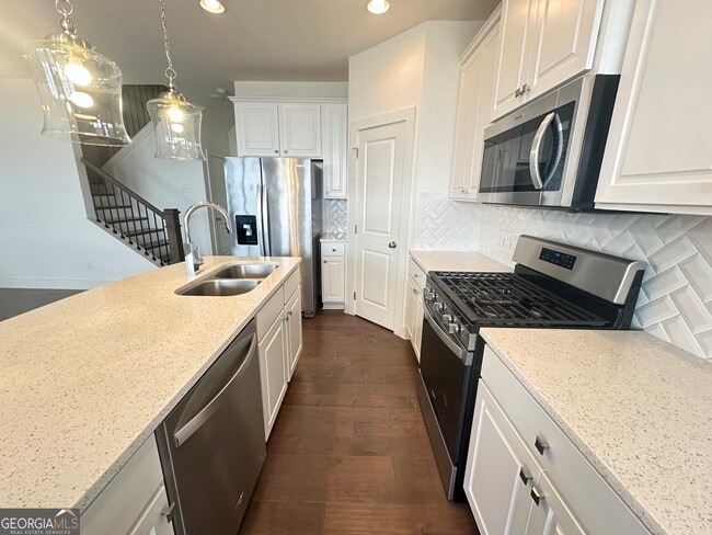 Building Photo - 62-62 Garrison Dr