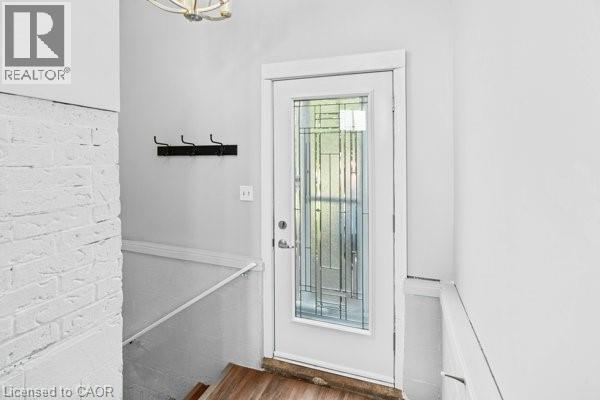 Photo du bâtiment - 13 Craig Blvd