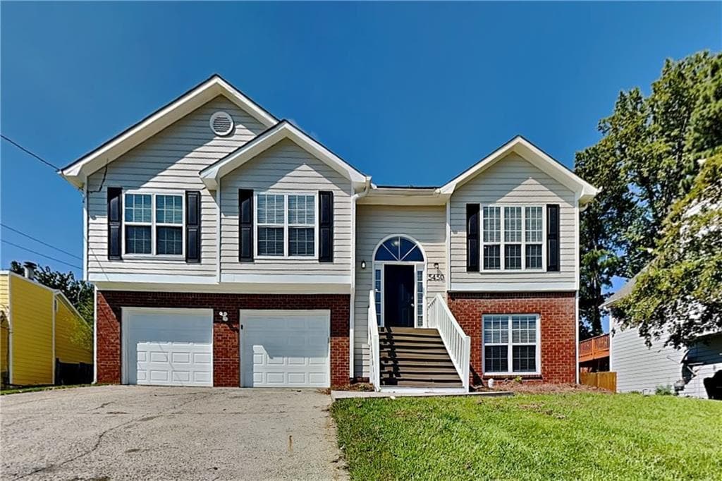 Primary Photo - 5450 Princeton Oaks Dr