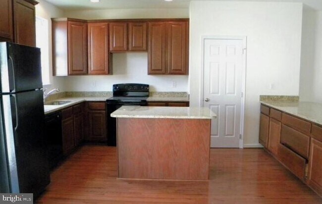 Foto del edificio - 3635 Glouster Dr