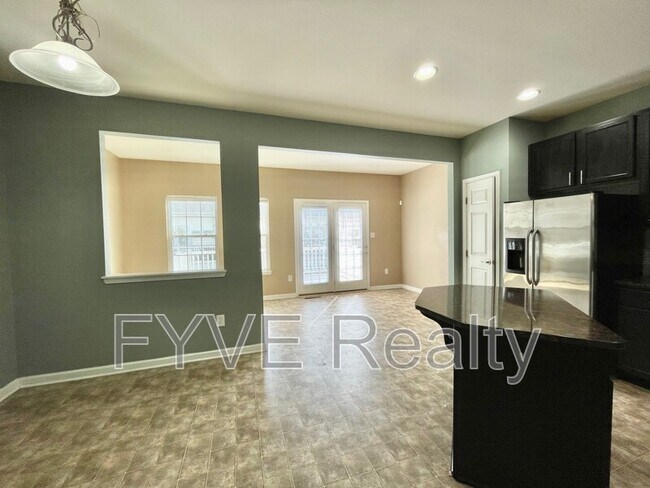 Building Photo - 723 Olive Wood Ln