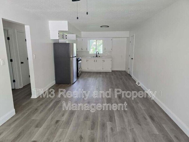 Foto del edificio - 1705 N 76th Ter