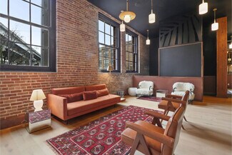 Building Photo - 1148 S Peters St