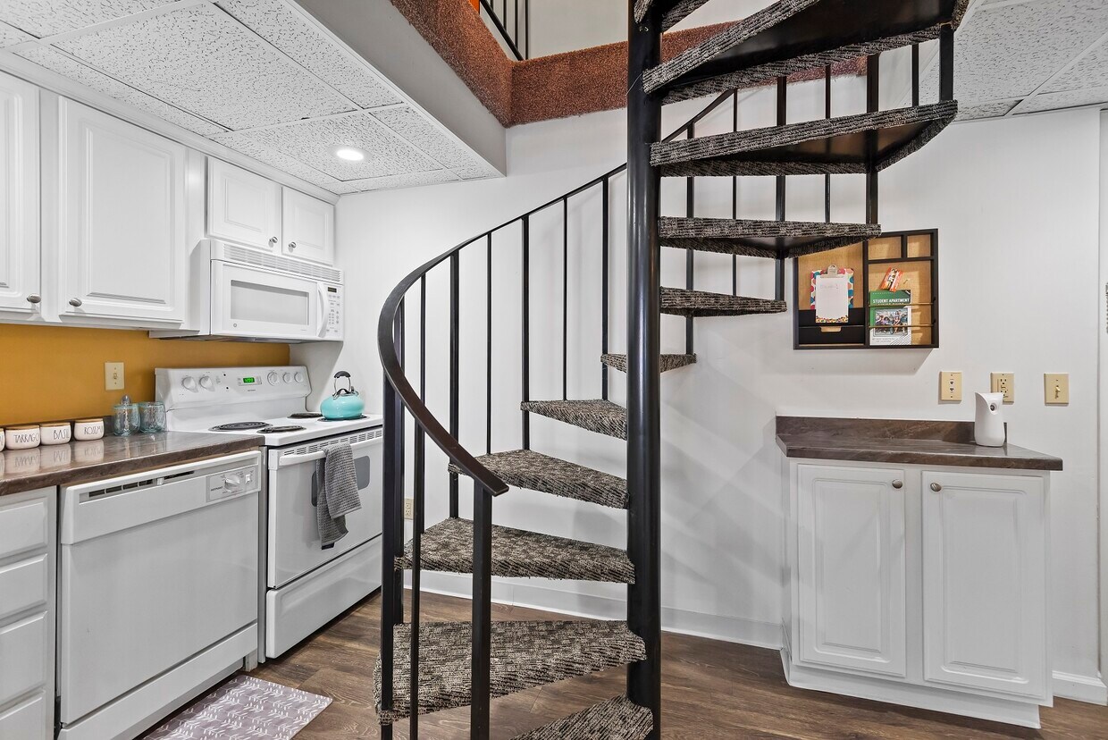 The Oaks Apartments Apartments in East Lansing, MI