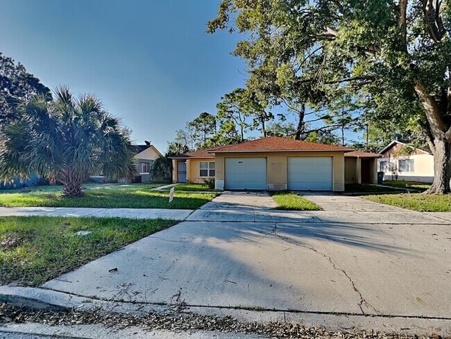 Building Photo - 3073 Willow Bend Blvd