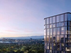 Building Photo - 55 Lagrange St