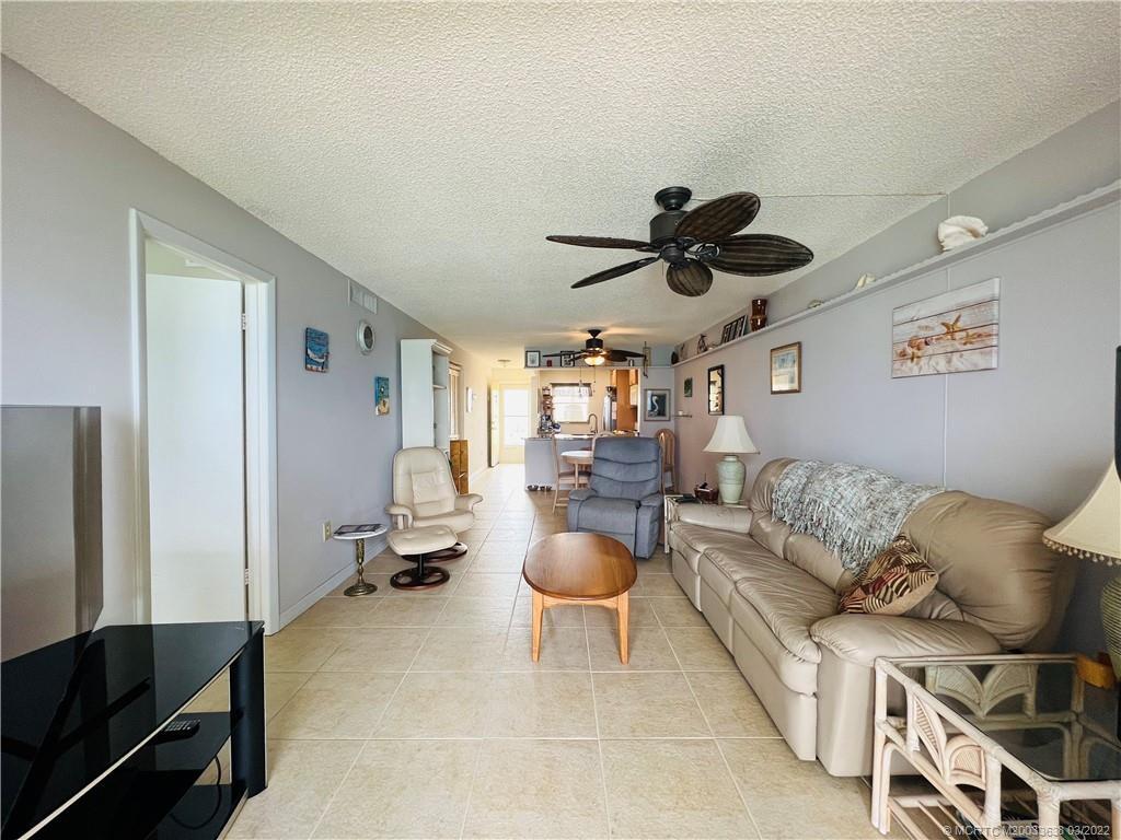 Primary Photo - 7430 S Ocean Dr