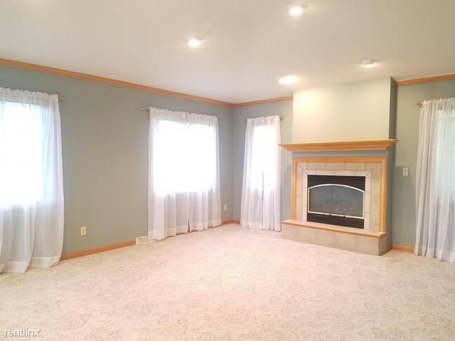 Foto del edificio - 3 br, 2.5 bath House - 134 Emerald Drive