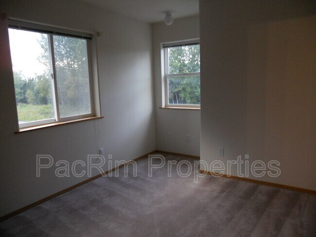 Foto del edificio - 4140 E 64th Ave
