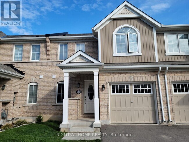 Photo du bâtiment - 1650 Copeland Cir
