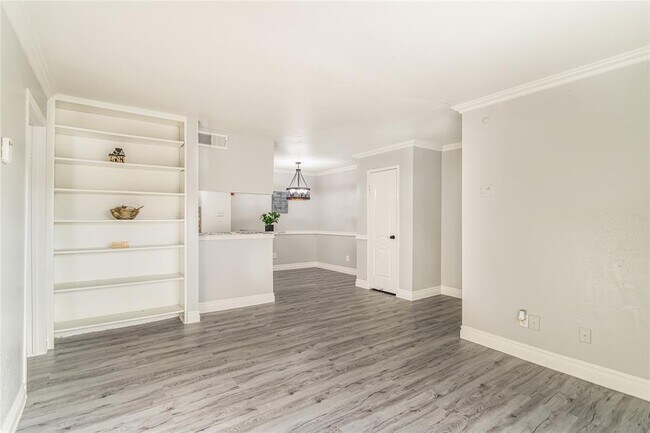 Foto del edificio - 2501 Westridge St