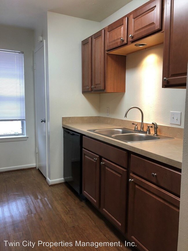 Building Photo - 2618 Pecan Ridge Dr