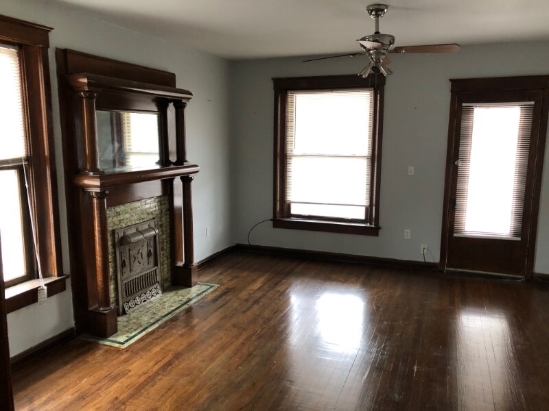 2547 Cherry St, Kansas City, MO 64108 Apartment for Rent in Kansas