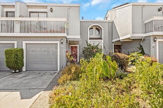 Building Photo - 1757 30th Ave