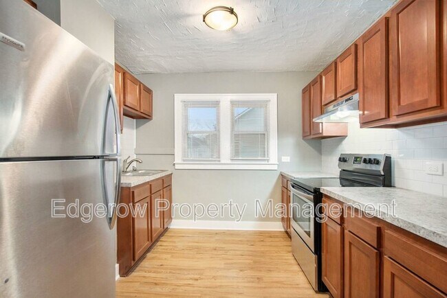 Foto del edificio - 666 Myrtle St NW