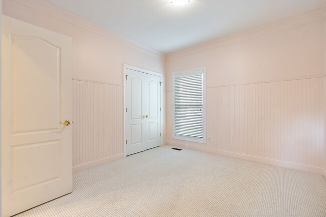Building Photo - Welcome to Governor's Village Sprawling one level living with added Bonus space