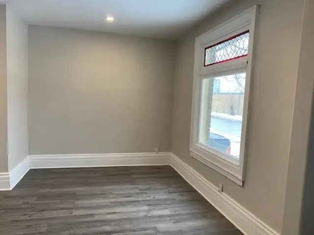 Building Photo - 14 Perry St