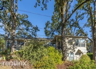 Building Photo - 2 br, 3 bath House - 5283 Broadway St