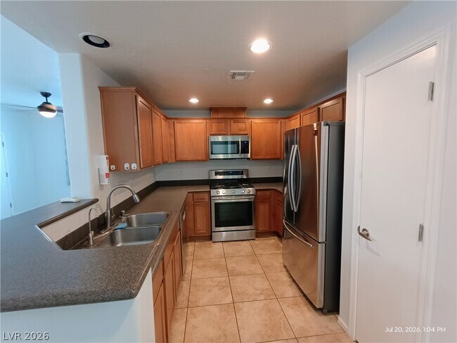 Foto del edificio - 8324 W Charleston Blvd